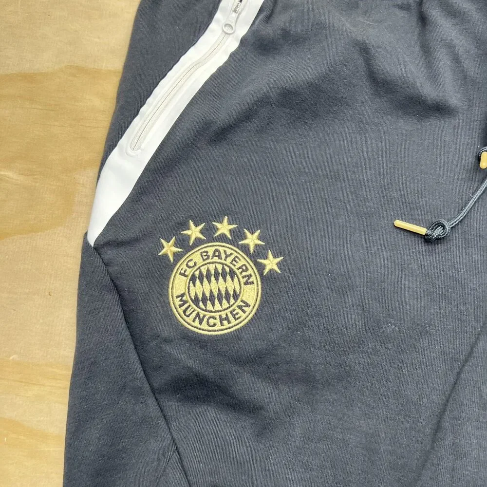 NEW XXL Bayern Munich adidas 2022-23 Travel Pants Night Grey